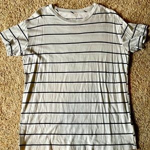 XS PINK VICTORIA SECRET SHIRT